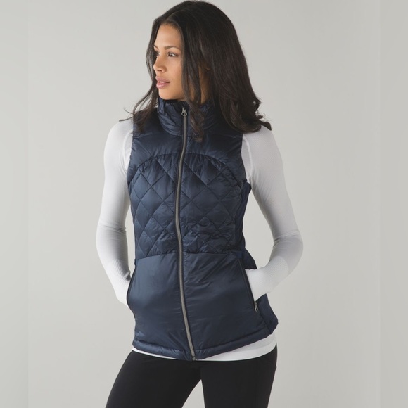 lululemon athletica Jackets & Blazers - Lululemon Down For A Run Navy Blue Vest Small Medium Size 4